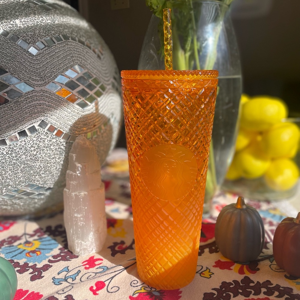 BNWT Starbucks Venti Mango Jewel Cold Cup